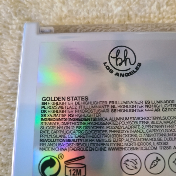 Revolution Beauty BH Los Angeles Sun Flecks Powder Highlighter Golden States - Picture 4 of 7